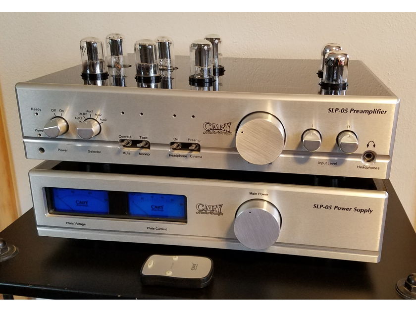 Cary Audio SLP-05 Vacuum Tube Preamplifier with original remote control and packaging