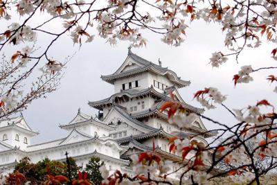 Замок Химэдзи и город Кобе