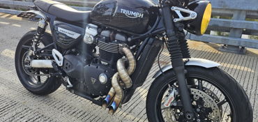 2019 TRIUMPH SPEED TWIN 1200 motorcycle for rent near Lincoln Park , NJ