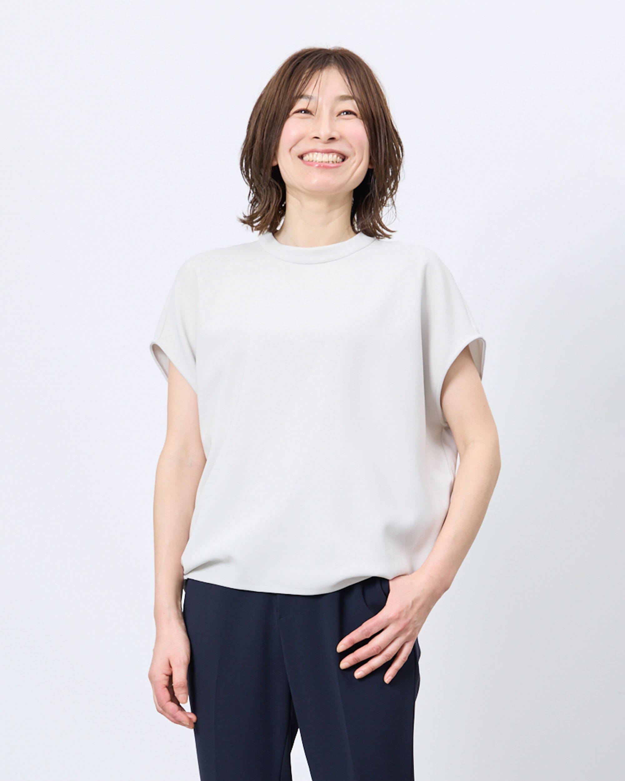 スタンドカラーコクーンブラウス着用レビュー