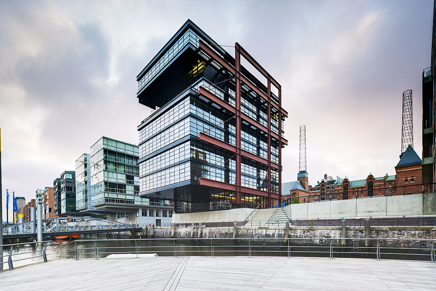  Hamburg
- Büroimmobilie HafenCity