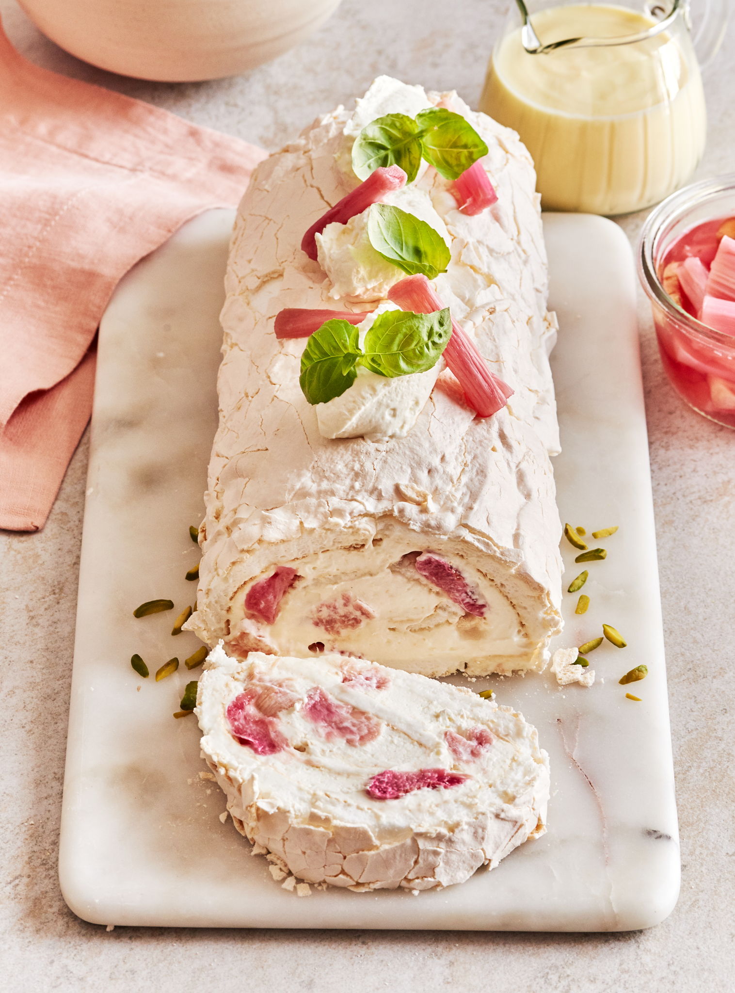 Rhubarb and Mascarpone Rolled Pavlova | RICARDO