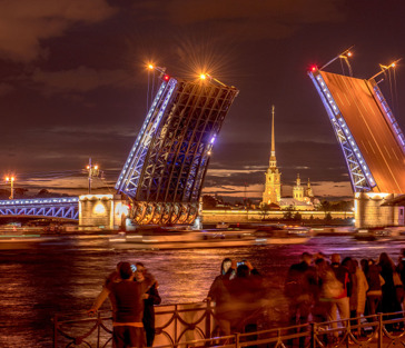 Петербургская ночь. Мосты