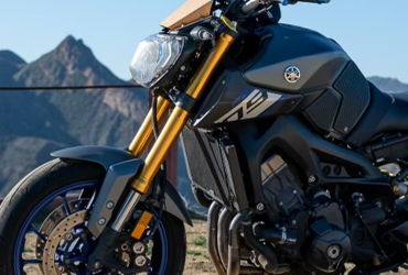 2015 YAMAHA FZ-09 motorcycle for rent near Spring Valley, CA