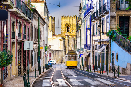 LIS Alfama Pick Your Day.jpg