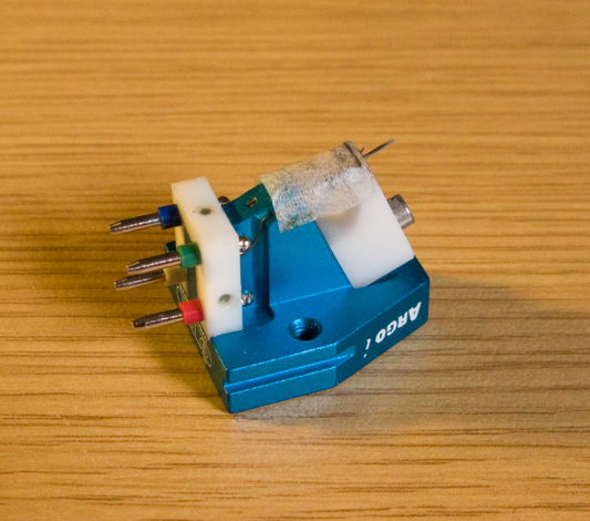 Lyra Argo i low-output cartridge