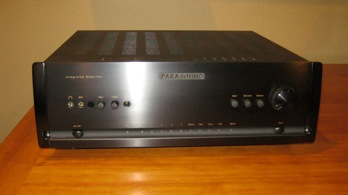Parasound  Halo Integrated Amplifier