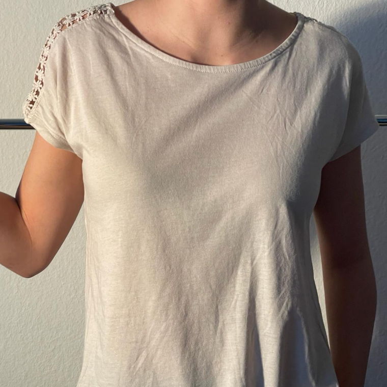 Basic beige Shirt