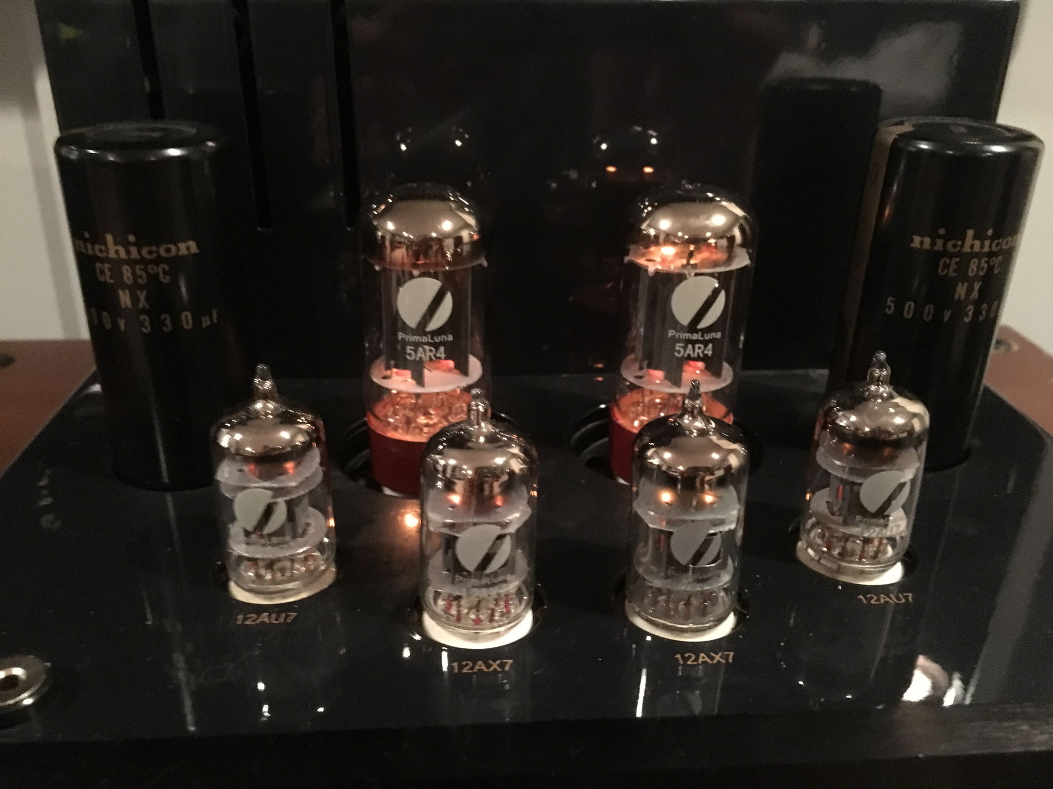 PrimaLuna Prologue Three preamplifier tubes.