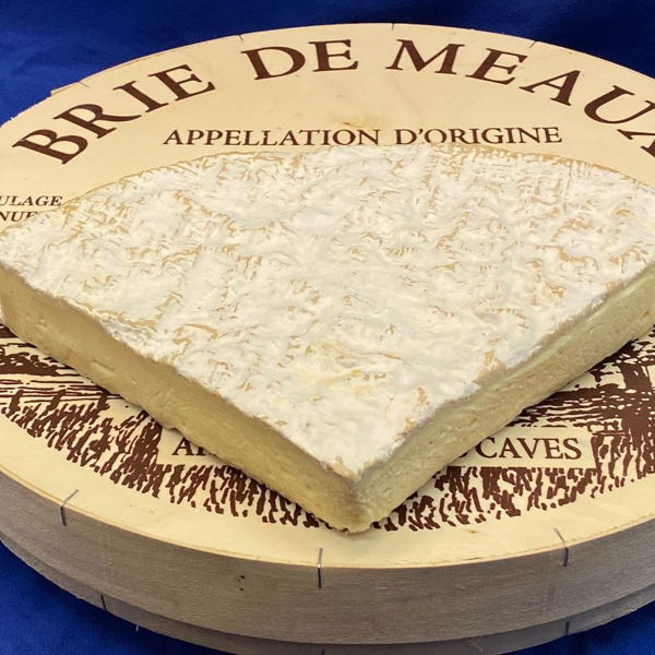 brie-de-meaux-au-lait-cru