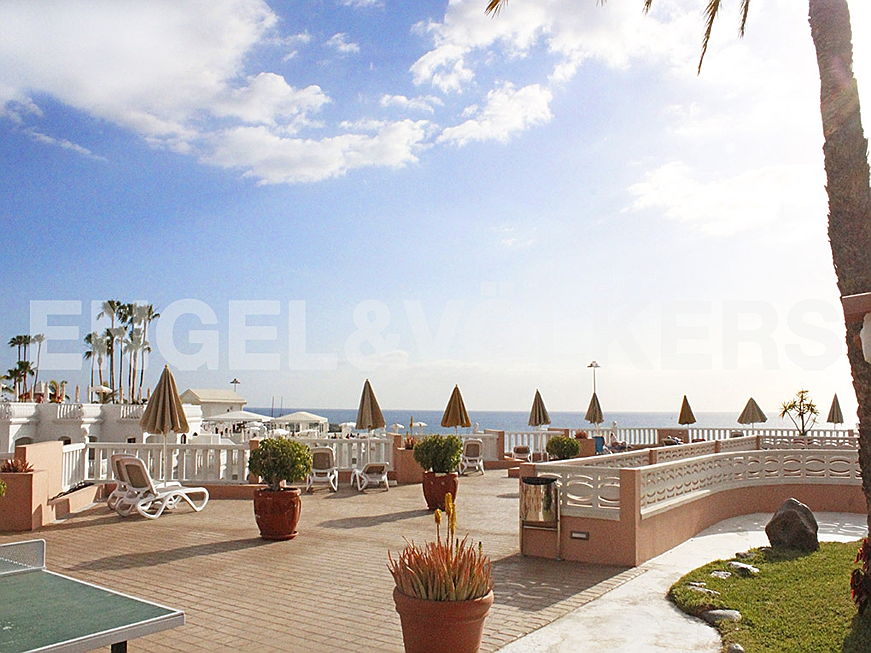  Costa Adeje
- Property for sale in Tenerife: Charming apartment in first sea line in Playa Fañabé, Tenerife South, Engel & Völkers Costa Adeje