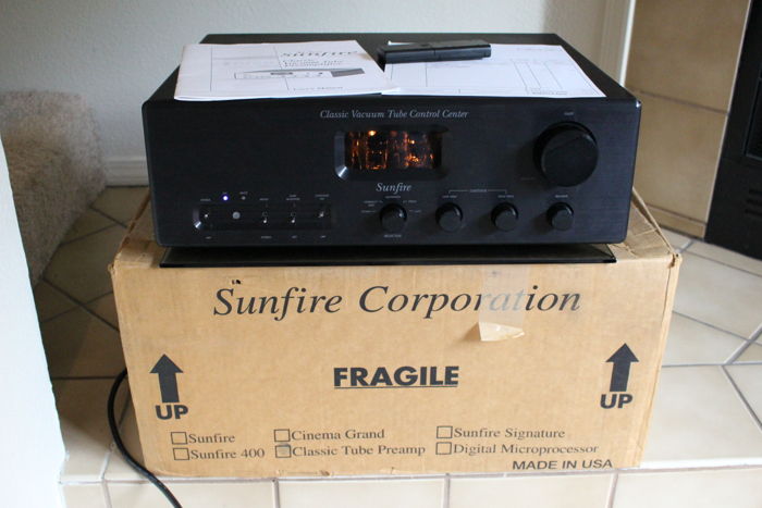 Sunfire Classic Vacuum Tube Control Center w/ Remote an...