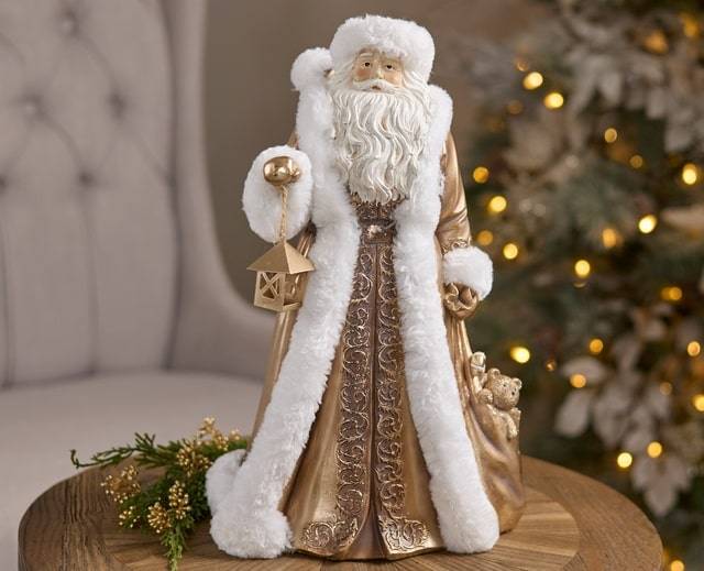 outdoor decoration nutcrackers with wreath and candy cane