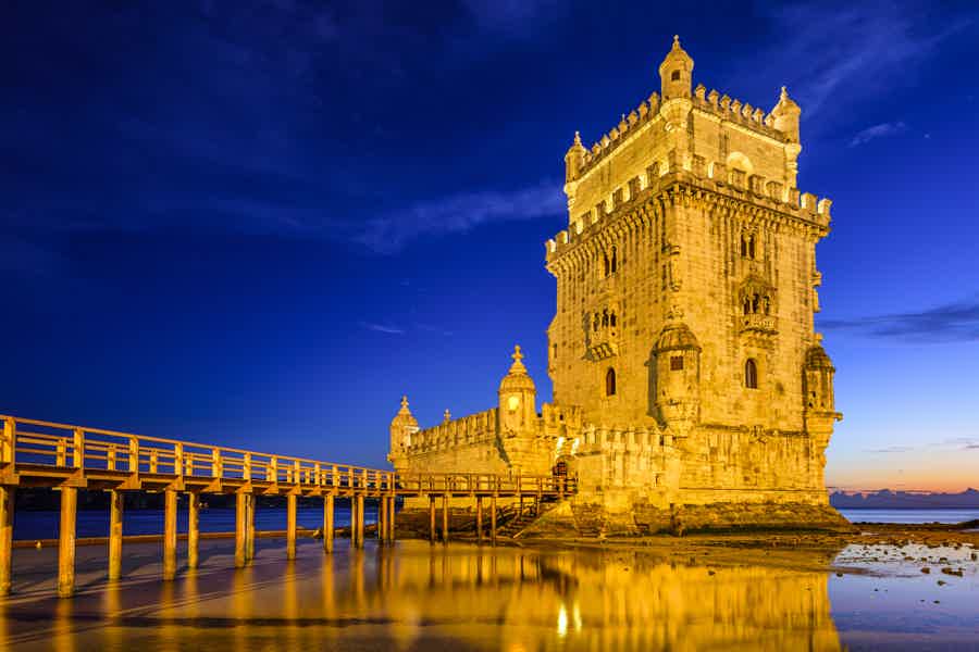 Private Sightseeing in Lisbon By Night - photo 3