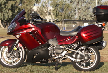 2009 KAWASAKI ZG1400A9F CONCOURS 14 ABS motorcycle for rent near Chandler, AZ