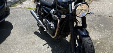 2019 TRIUMPH STREET TWIN motorcycle for rent near Sarasota, FL