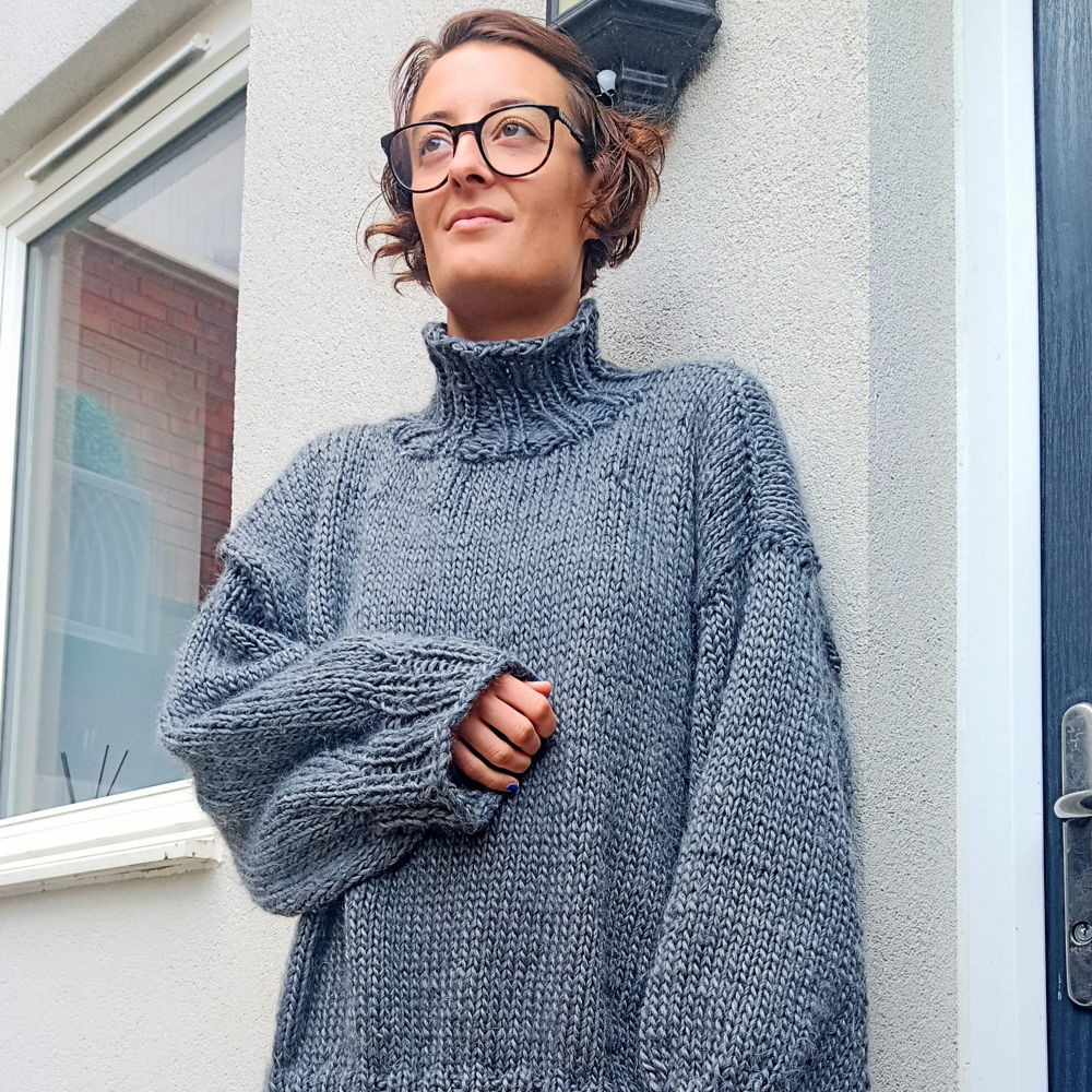 Straight needle sweater - knitting pattern