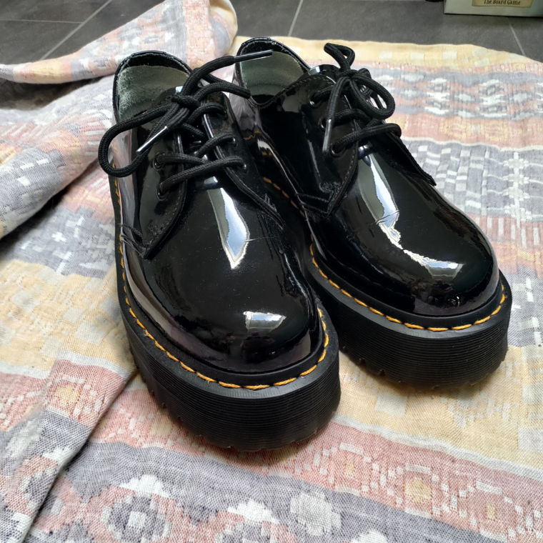 Dr. Martens Halbschuhe gr.40