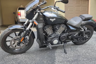 2017 VICTORY VICTORY OCTANE motorcycle for rent near Fayetteville, AR