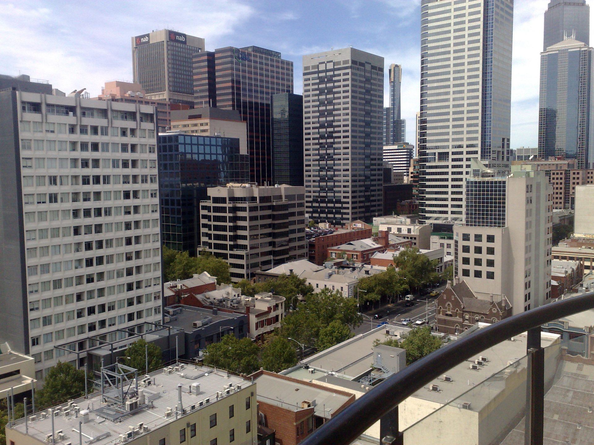 FOR LEASE Luxury Living Complimented by DAZZLING City / Park Views!!! - Image 12