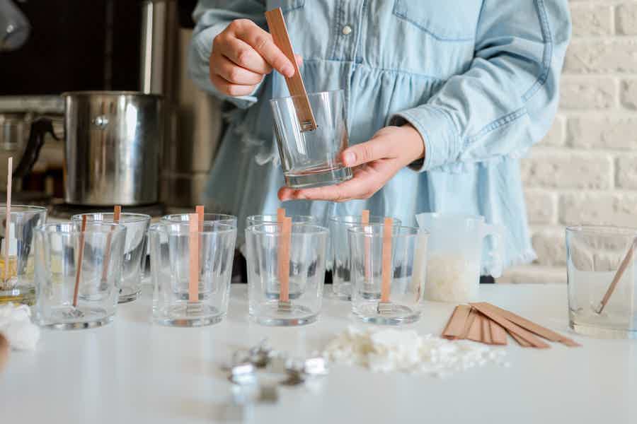 Candle-Making Workshop with Custom Scent - photo 1