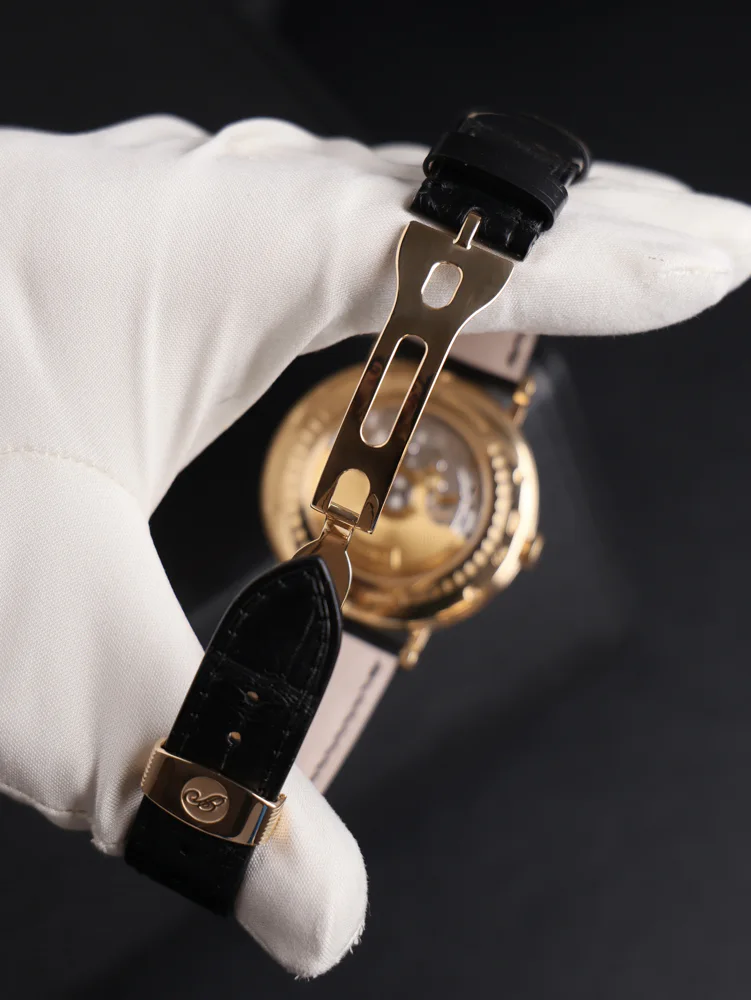 Yellow Gold Silver Dial