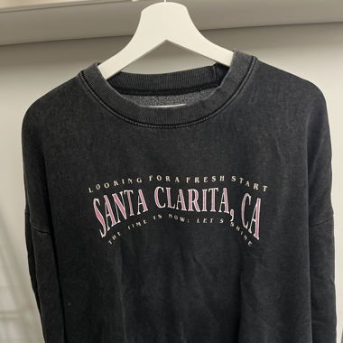 Crewneck Pullover