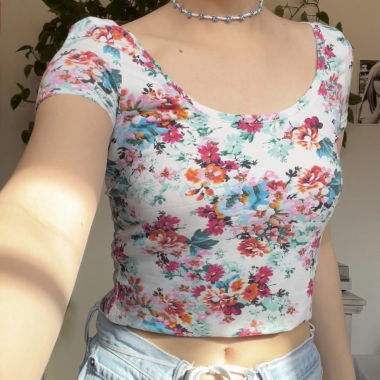 cute summer shirt 🌸