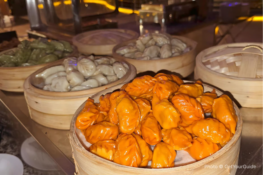 Dubai: Mega Yacht Cruise with Buffet Dinner - photo 5