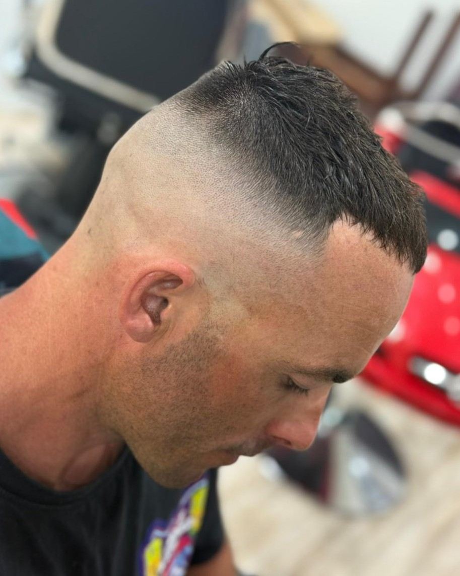 Knows Hair Barber Shop - Image 5