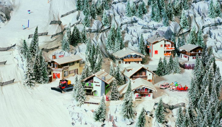 alpen dorf pistenraupe bearbeitet