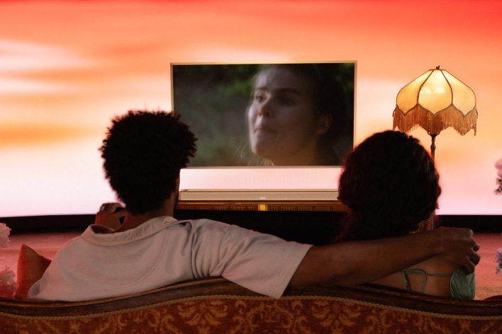 話しかけるだけで、テレビが楽しめる