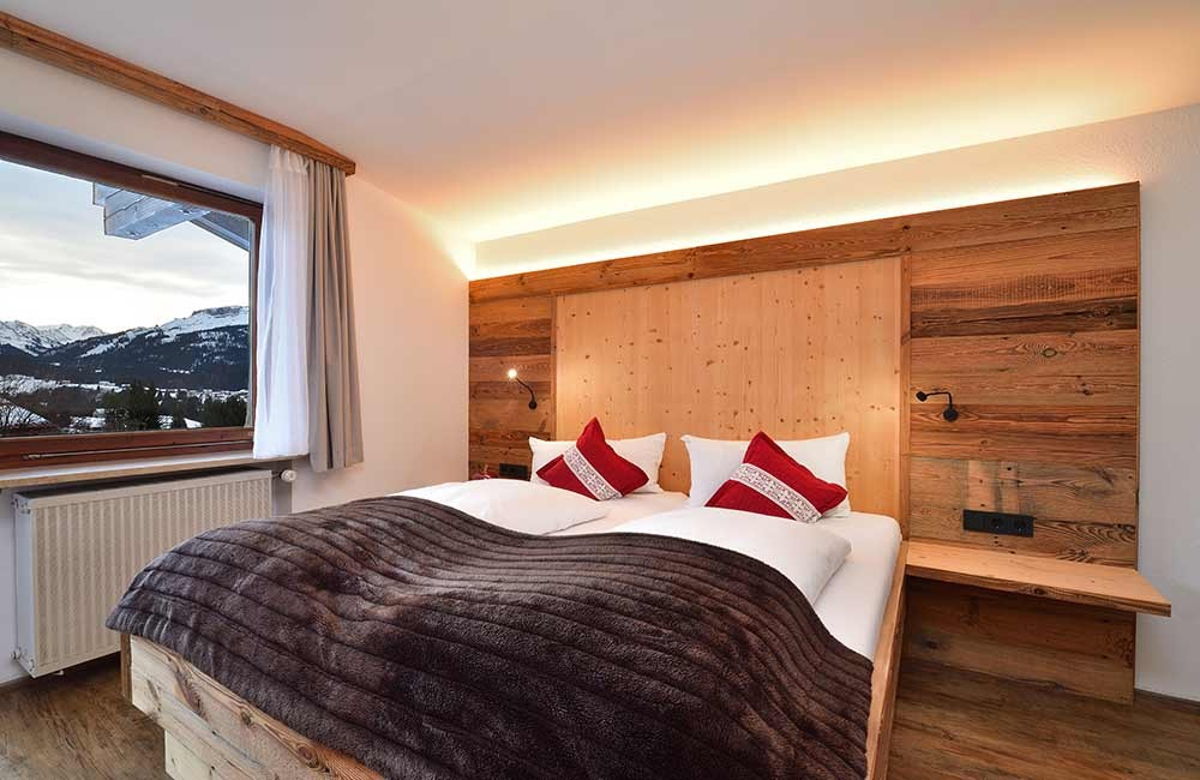 Ferienwohnung mit Bergblick und Balkon im Kleinwalsertal