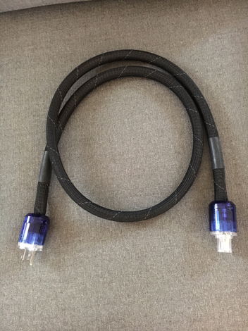Cerious Technologies Graphene Extreme  AC Cable (Blue)