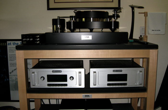 AUDIO RESEARCH  REFERENCE 2 PHONO STAGE