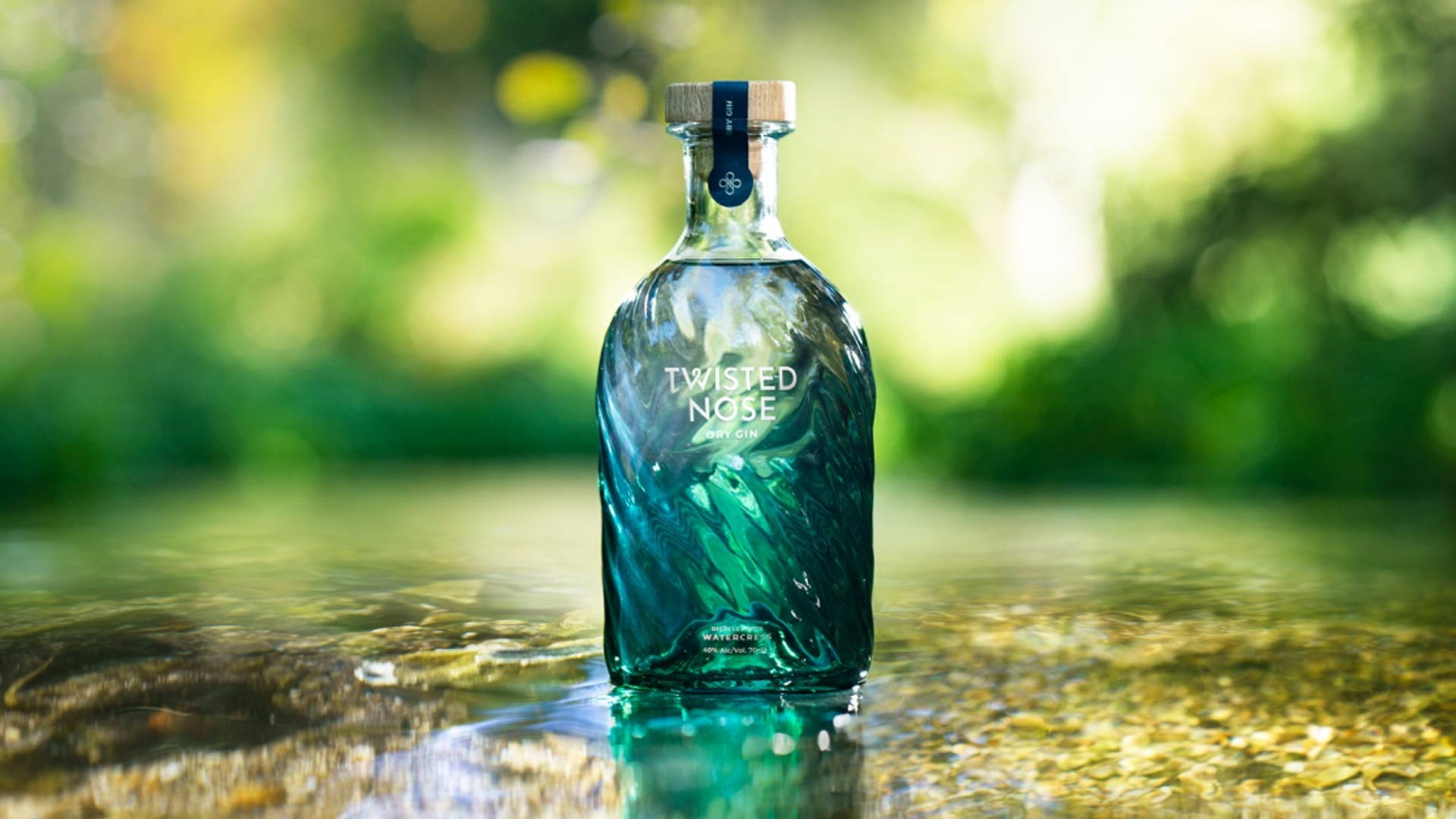 Featured image for Agency Valiant Brings The Essence of Hampshire To Twisted Nose Gin’s New Bottle