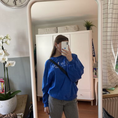 blue sweatshirt 