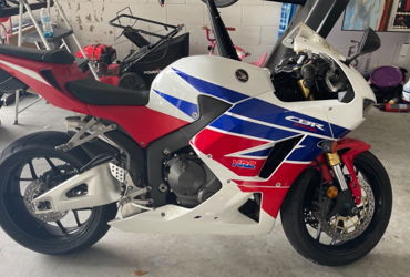 2013 HONDA CBR600RR motorcycle for rent near Orlando, FL