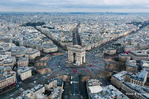 Arc de Triomphe & Seine River Cruise 