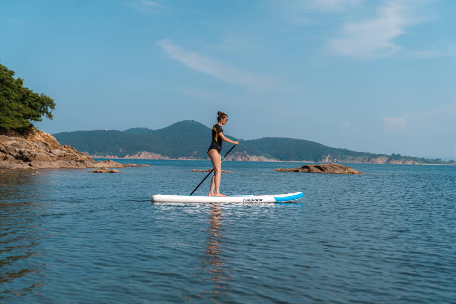 Funwater child-friendly inflatable paddle board for kid
