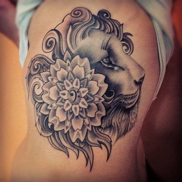 Tatouage Lion Rosace Personne