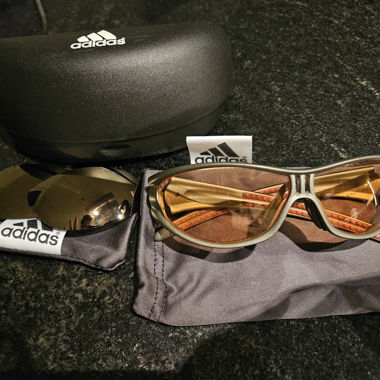 Adidas Sportsonnenbrille