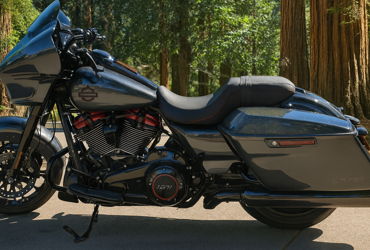 2025 HARLEY-DAVIDSON CVO STREET GLIDE motorcycle for rent near South Scottsdale, AZ