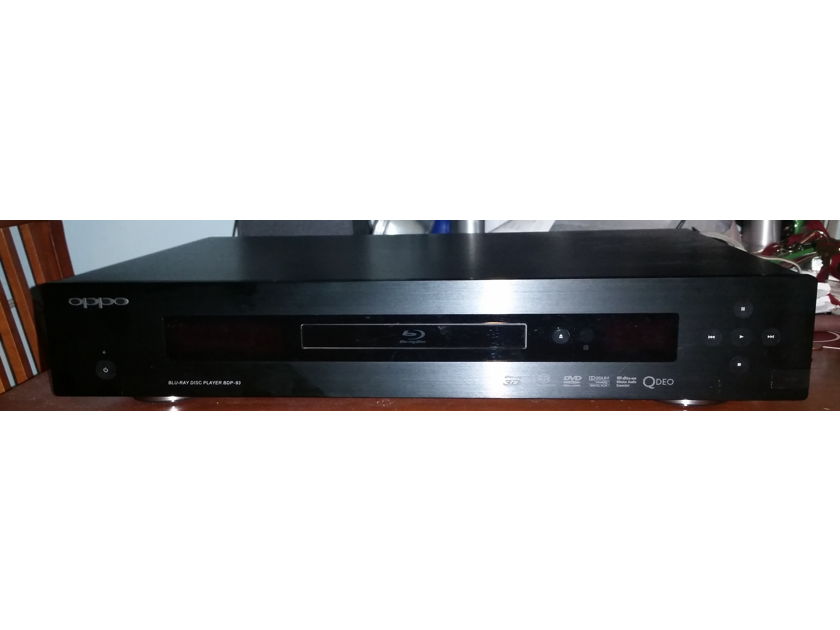 Oppo Digital BDP-93 Blu-Ray Player with Wifi Adapter