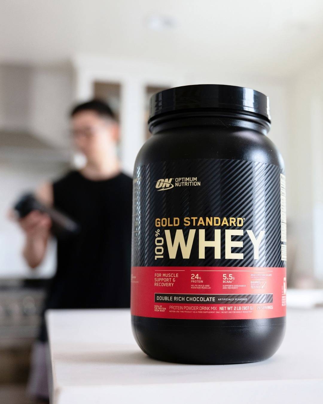Performing Optimum Nutrition Gold Standard Whey