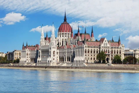 Driving and Walking Tour with Danube River Cruise 