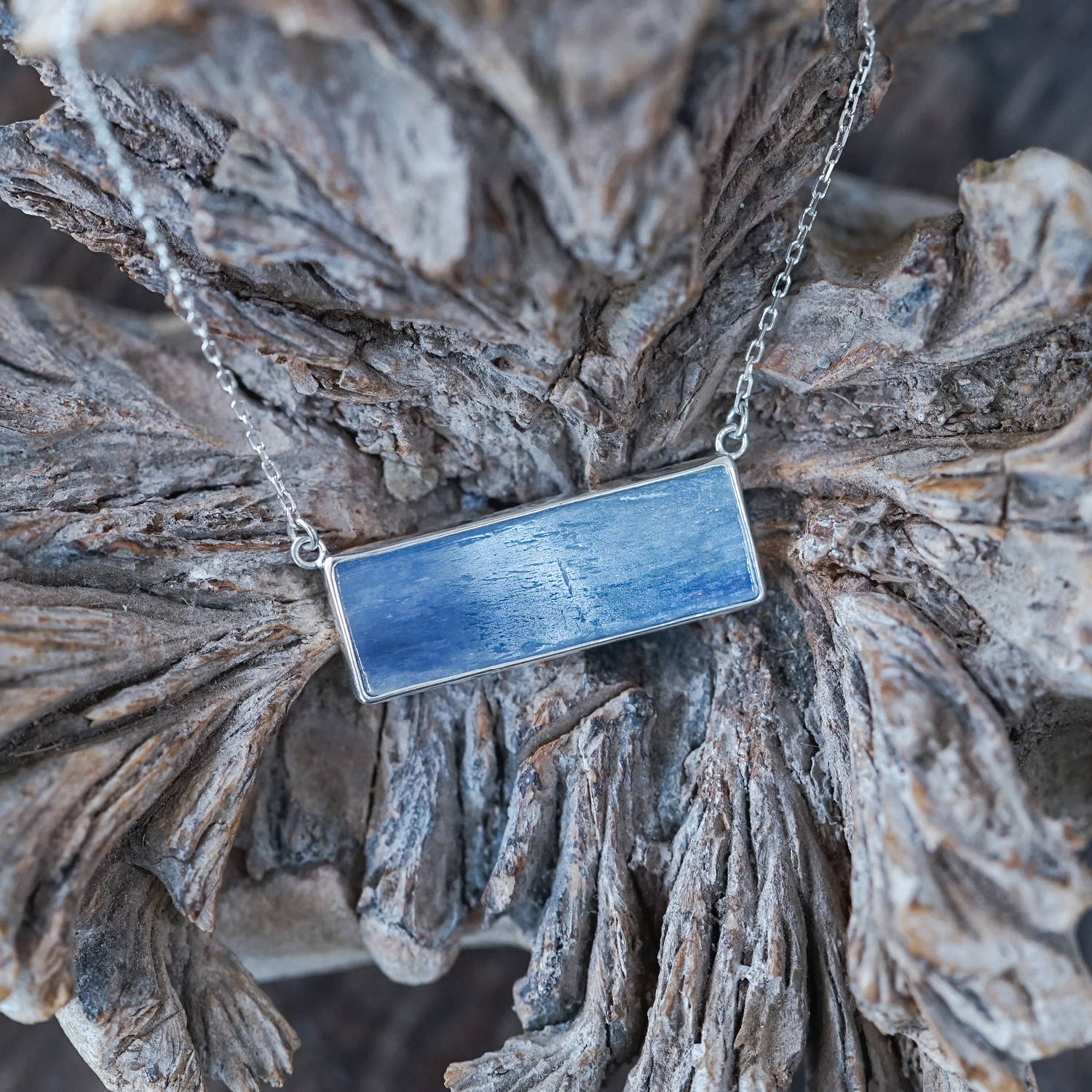 ethical-patterned-gemstones-kyanite-necklace