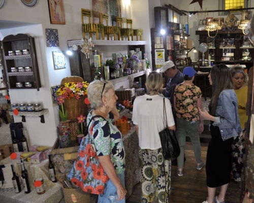 Food & Wine Tours San Giorgio a Cremano: Cooking Class and Market Tour in a Historic Residence