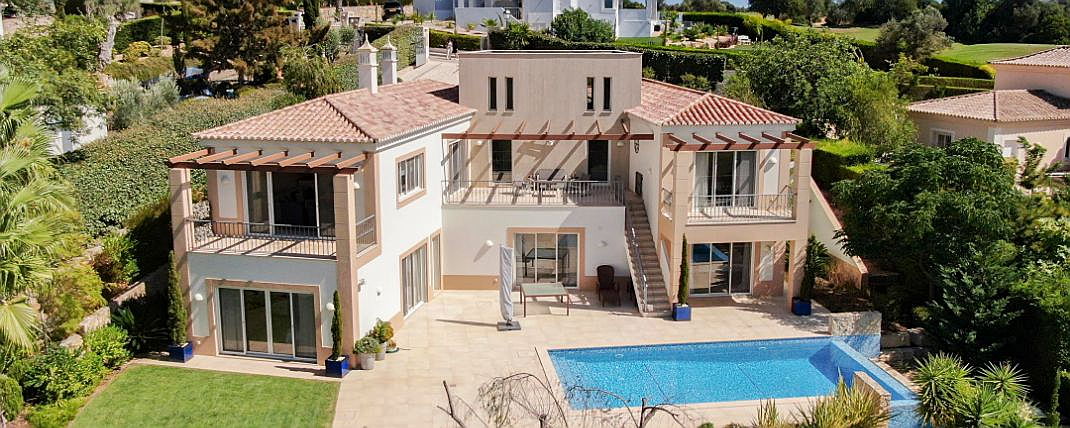  Portim​ão
- EV Portimão: Selling your property. Sell property in the Algarve.