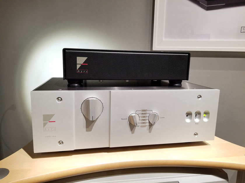 Ayre Acoustics K-1xe Preamp with Phono stage